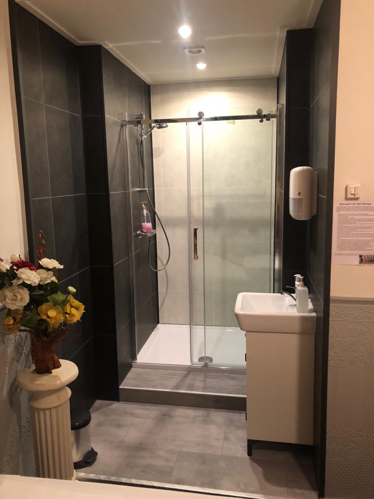 Lila Thai Massage - Erotic Massage in Den Haag, Netherlands