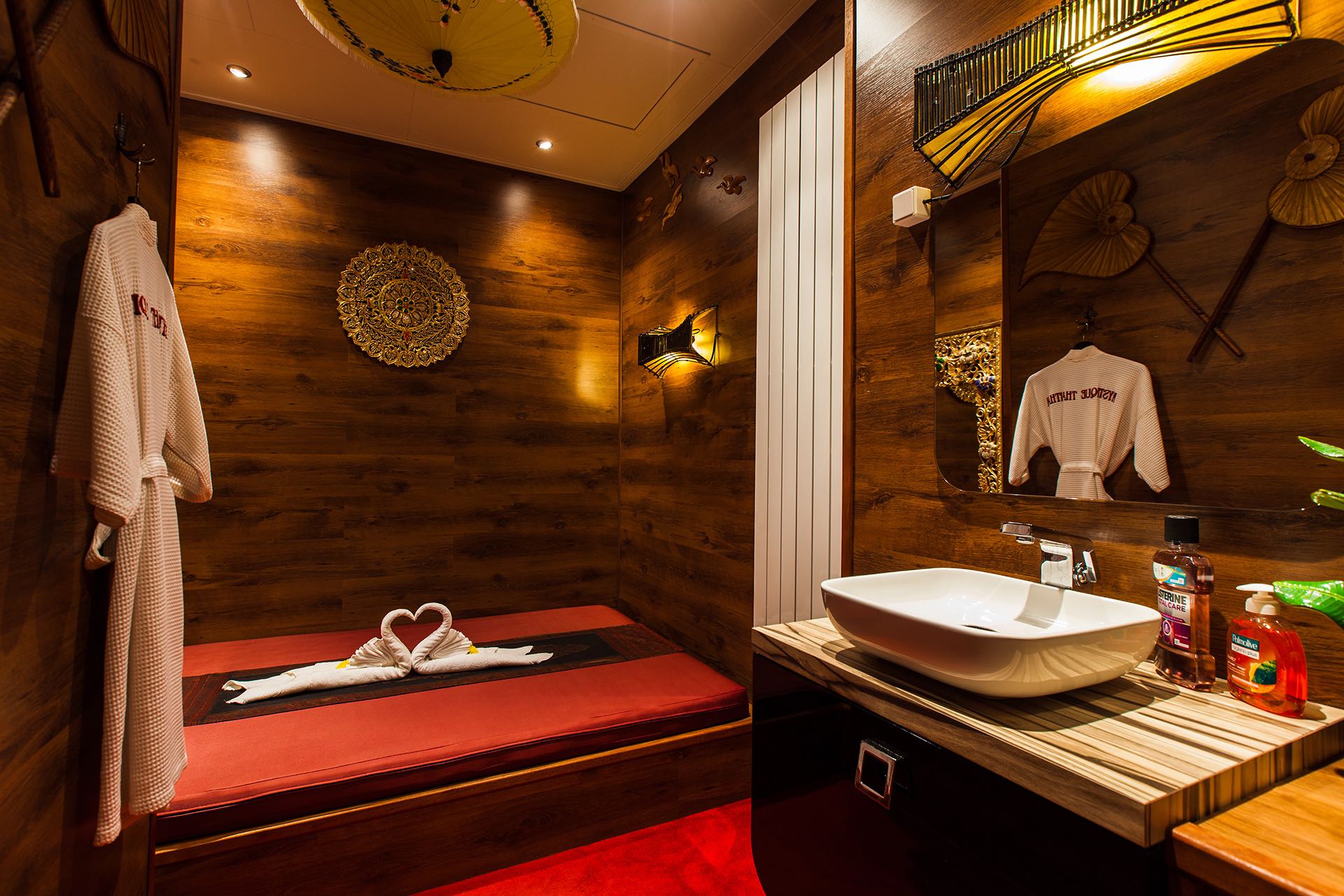 Mystique Thai Thai - Erotic Massage in Den Haag, Netherlands