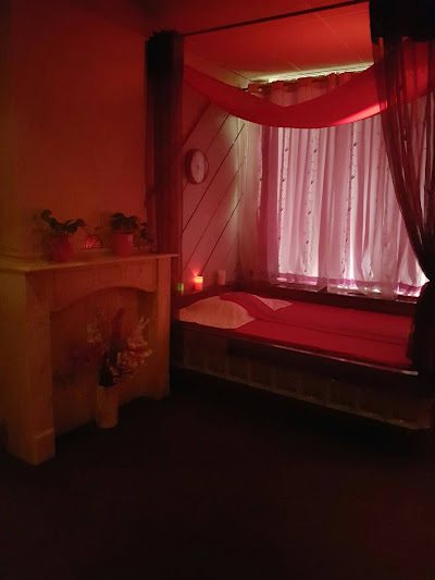 Poe Thai Massage - Erotic Massage in Den Haag, Netherlands