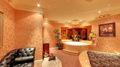 Mayfair Gentlemans Club - Nightclub in Den Haag, Netherlands
