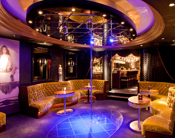 Mayfair Gentlemans Club - Nightclub in Den Haag, Netherlands