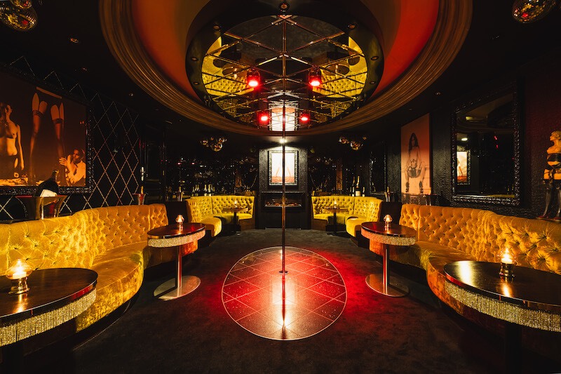 Mayfair Gentlemans Club - Nightclub in Den Haag, Netherlands