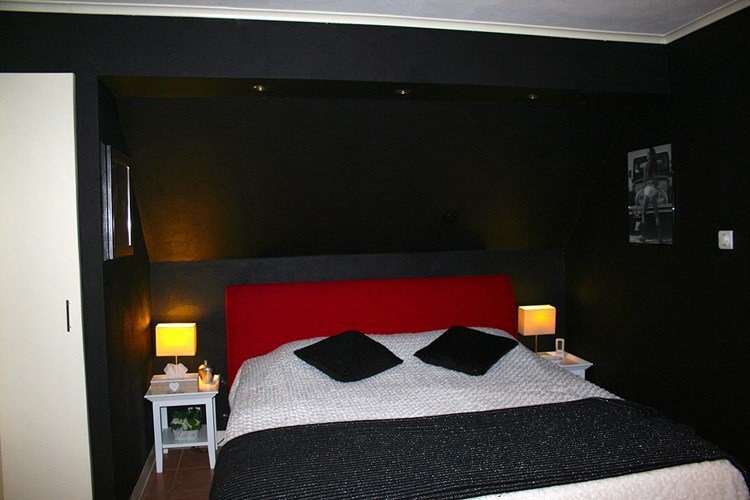 Dubbeldam 82 - Brothel in Dordrecht, Netherlands