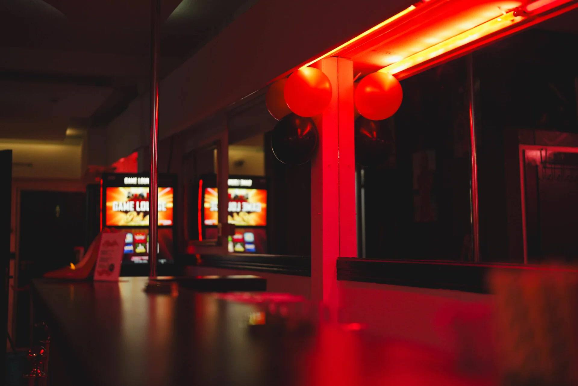 Linda's Place - Nightclub in Dordrecht, Netherlands