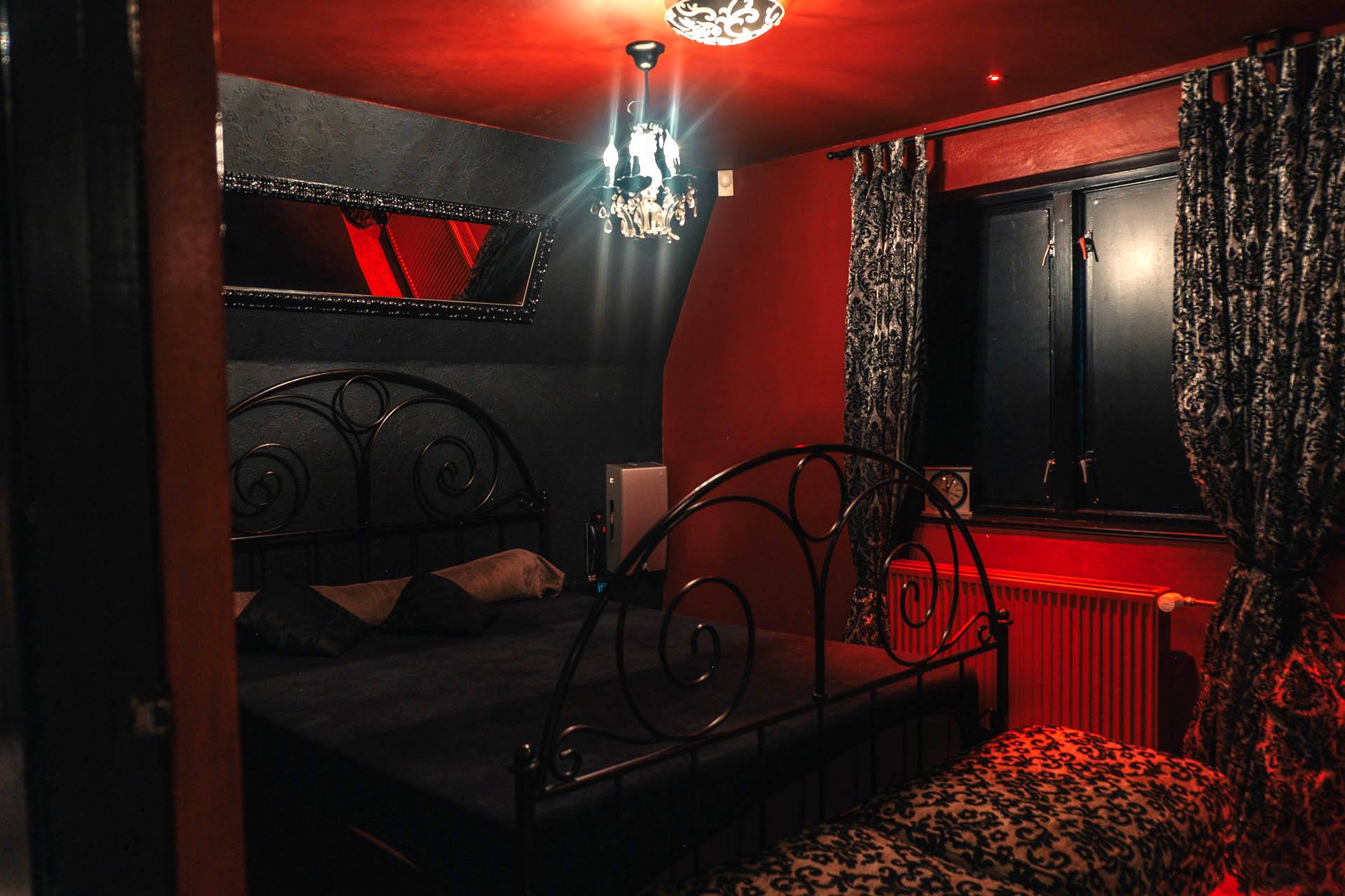 Eindhoven Private - Love Hotel - Brothel in Eindhoven, Netherlands