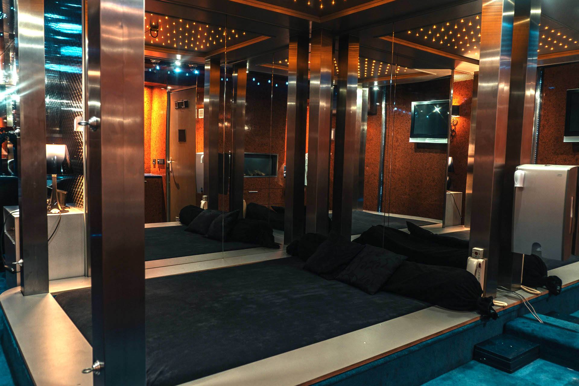 Eindhoven Private - Love Hotel - Brothel in Eindhoven, Netherlands