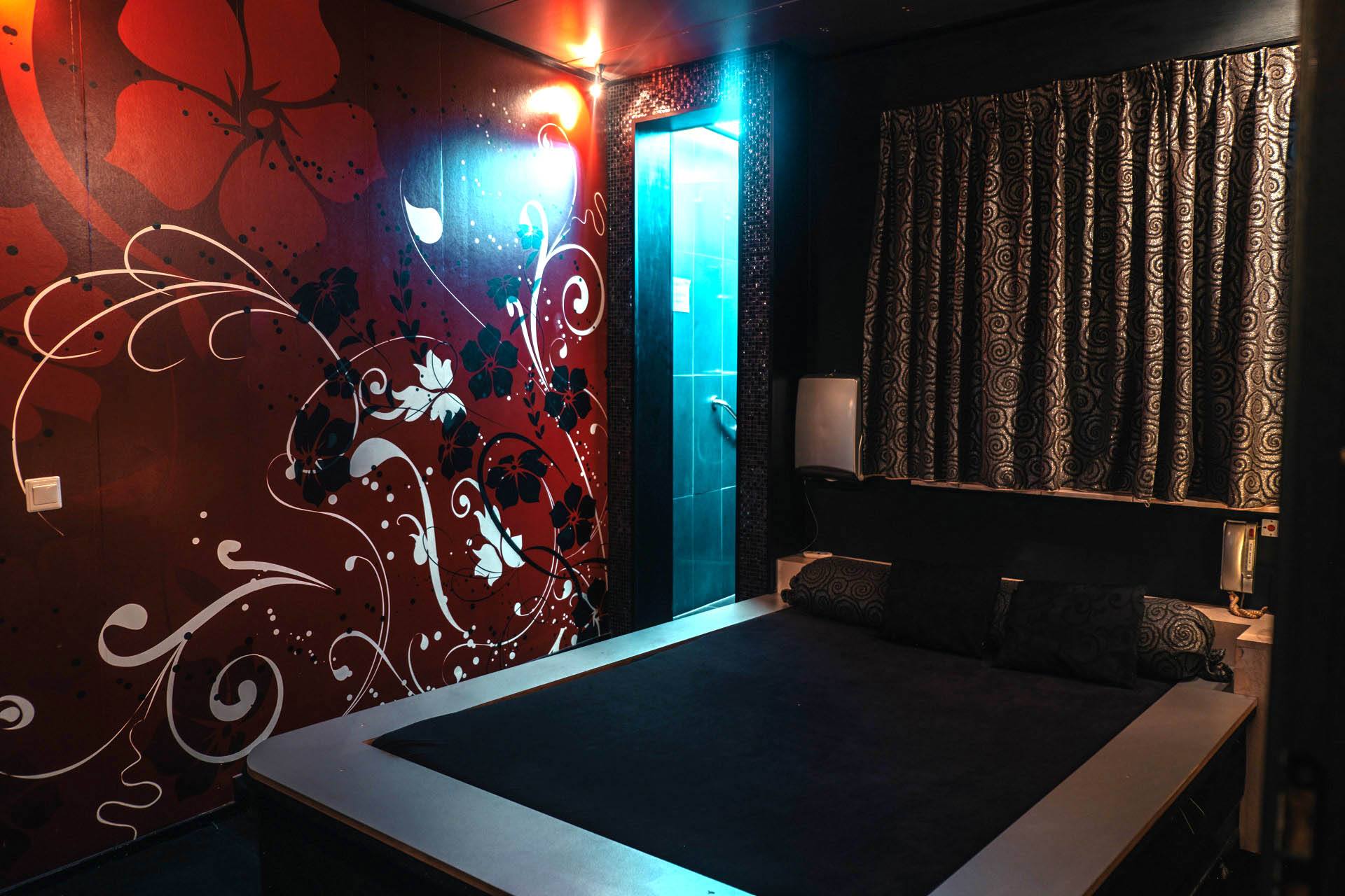 Eindhoven Private - Love Hotel - Brothel in Eindhoven, Netherlands