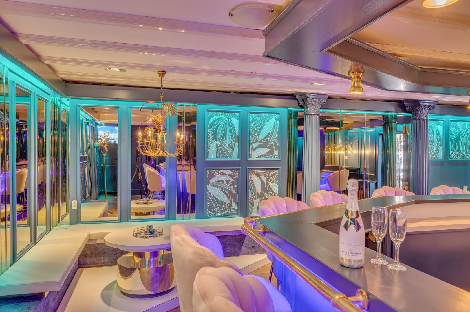 Club Noblesse - Brothel in Haps, Netherlands