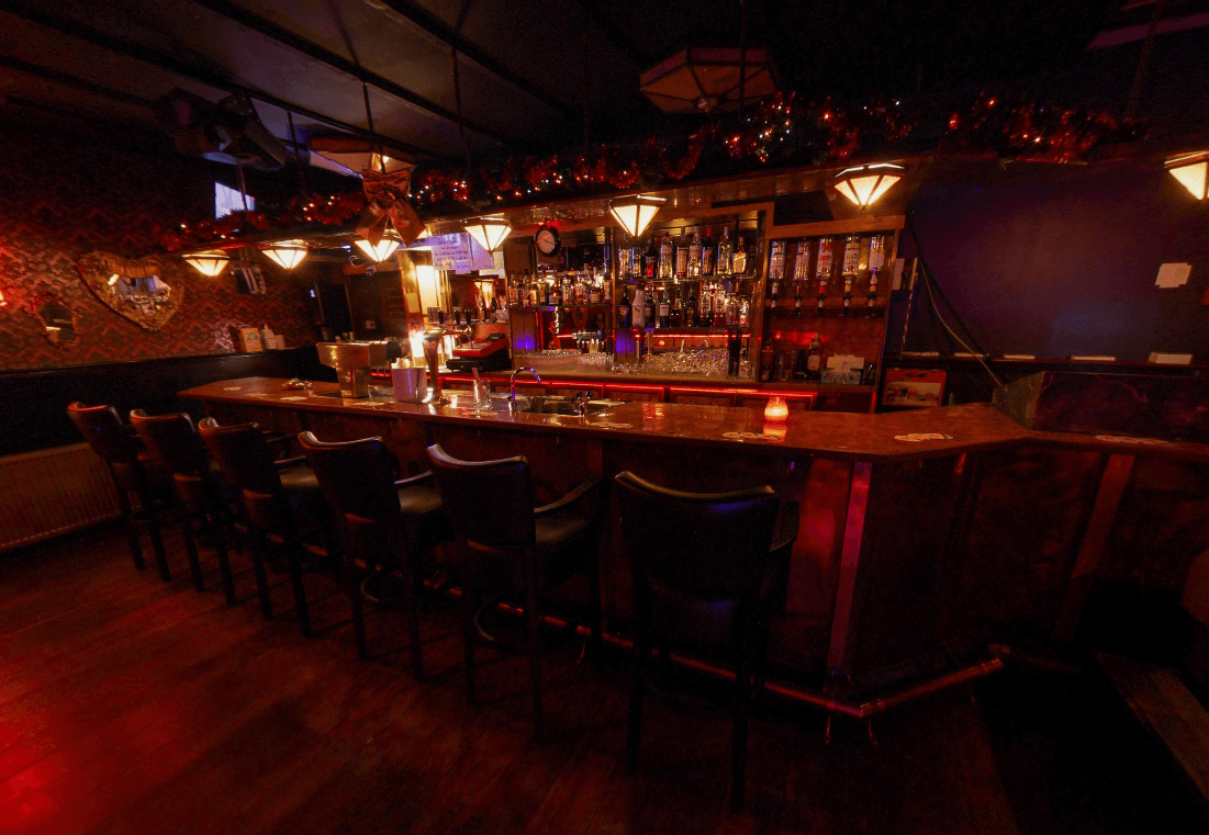 Club Le Baron - Swinger Club in Heerewaarden, Netherlands
