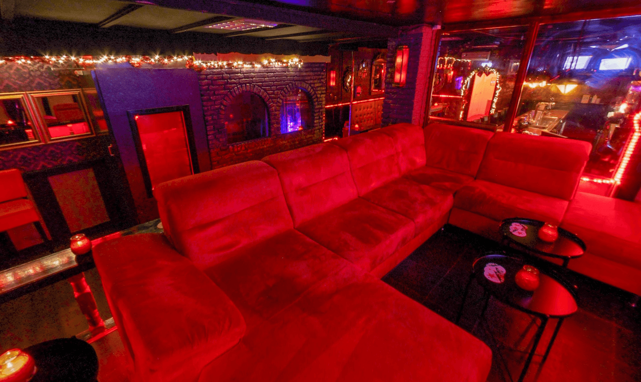 Club Le Baron - Swinger Club in Heerewaarden, Netherlands