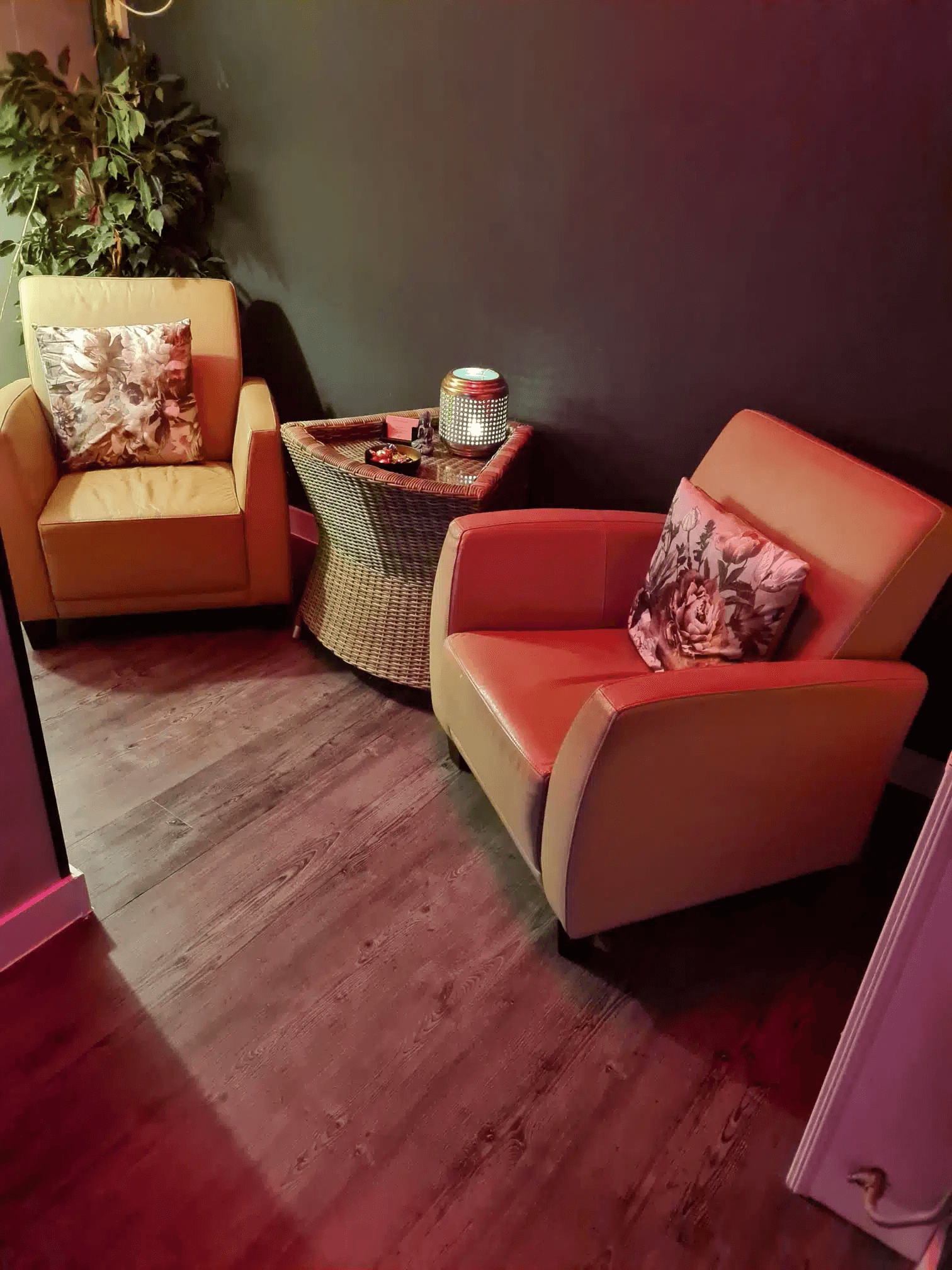 Massagesalon De Roos Massage & Relax - Erotic Massage in Hoogezand, Netherlands