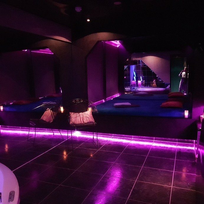 Lady Butterfly Massage - Erotic Massage in Kropswolde, Netherlands