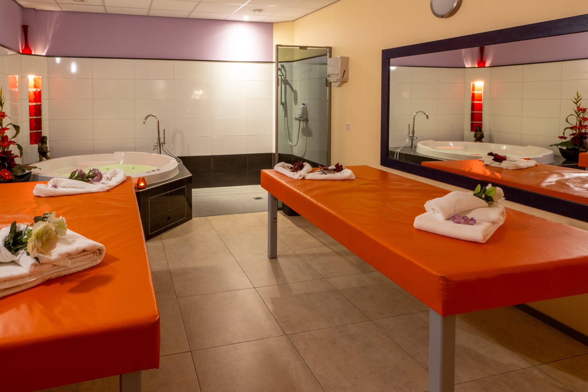 Massage Salon Exclusief - Erotic Massage in Leeuwarden, Netherlands