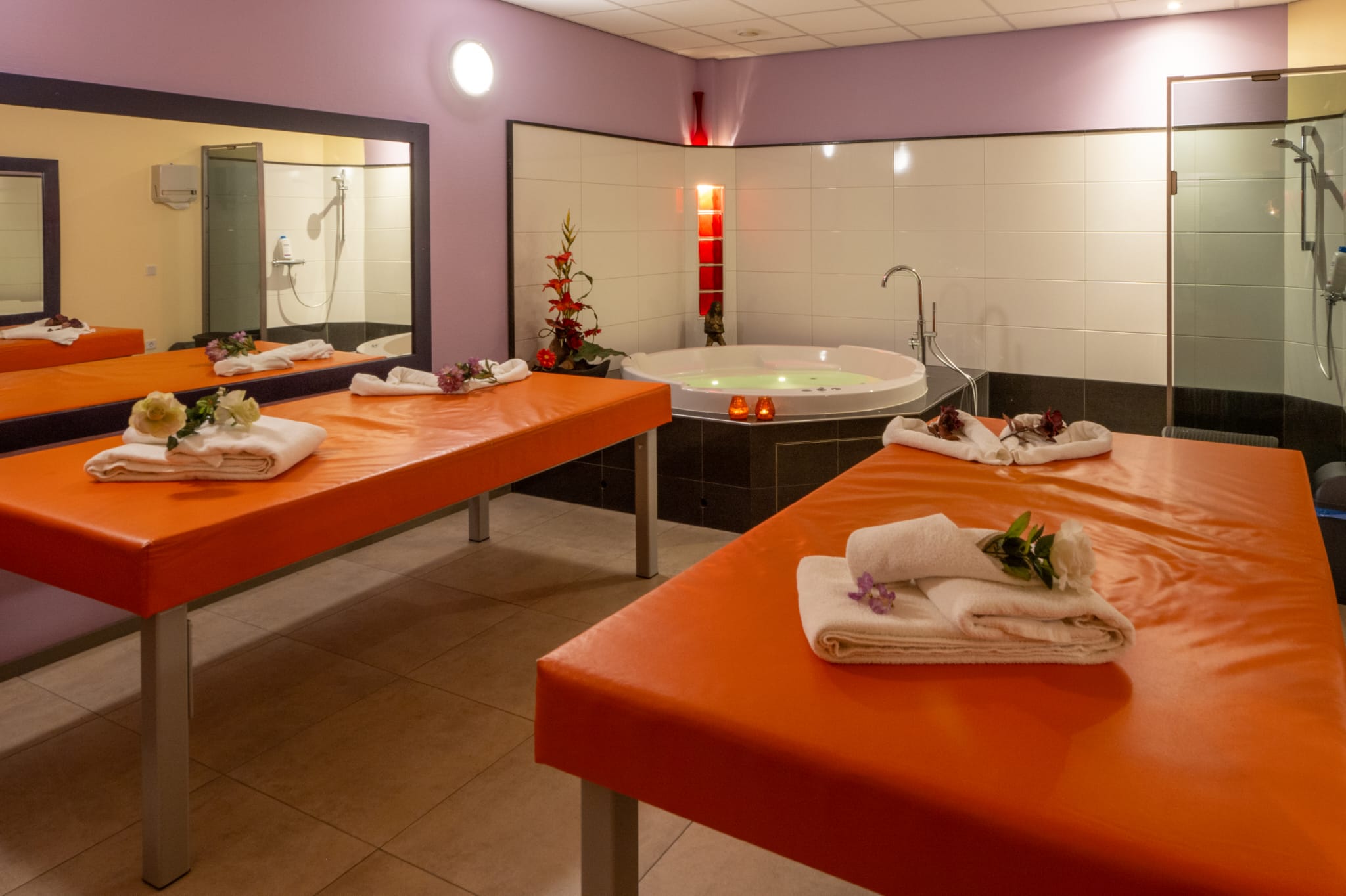 Massage Salon Exclusief - Erotic Massage in Leeuwarden, Netherlands