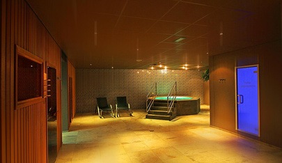 Saunaclub Sixsens - Fkk in Lemiers, Netherlands