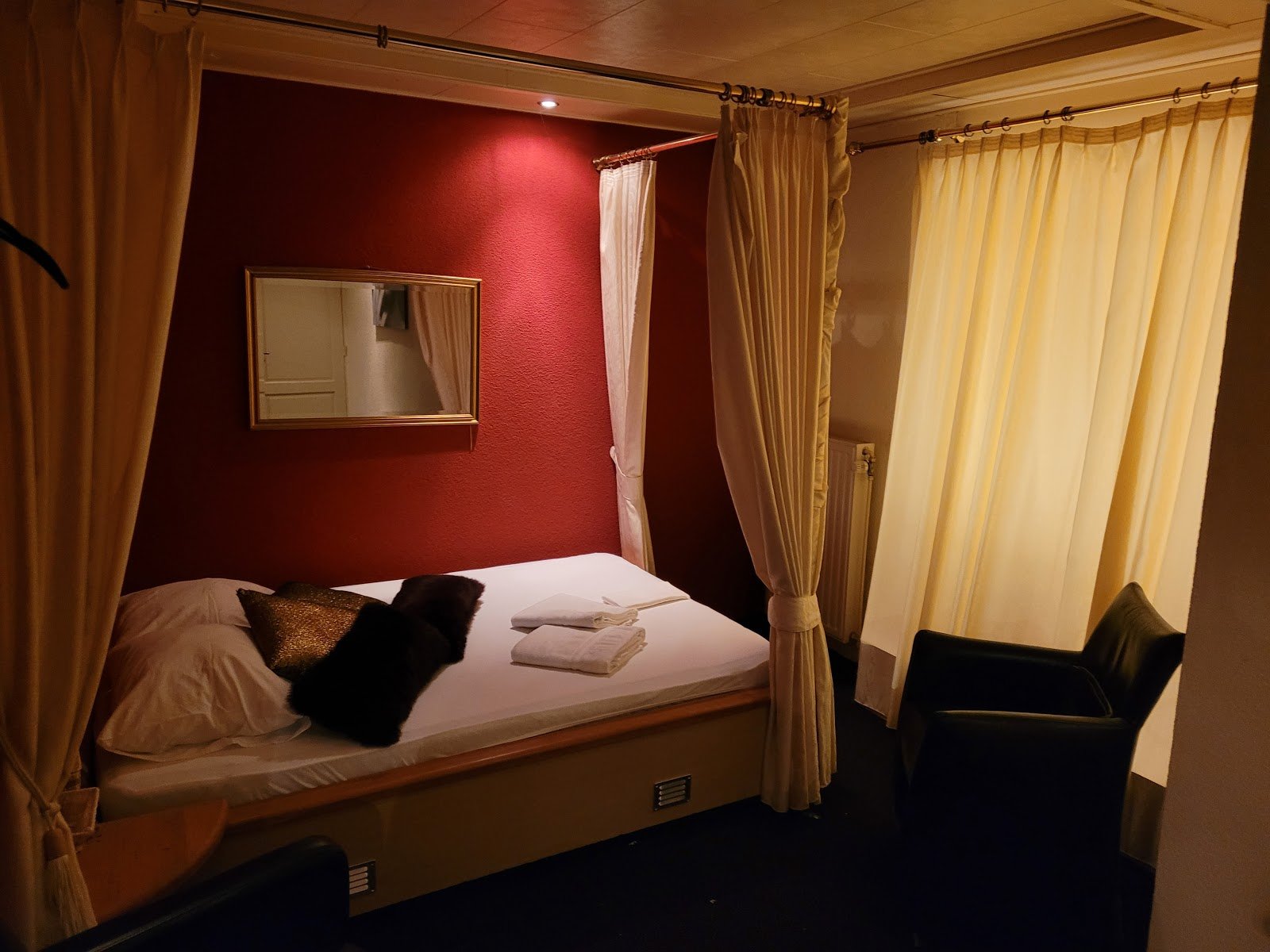 Postillon Club - Brothel in Linne, Netherlands