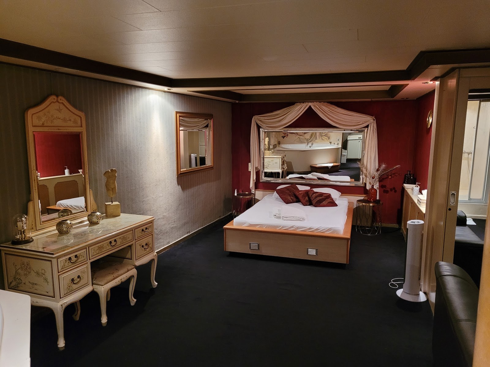 Postillon Club - Brothel in Linne, Netherlands