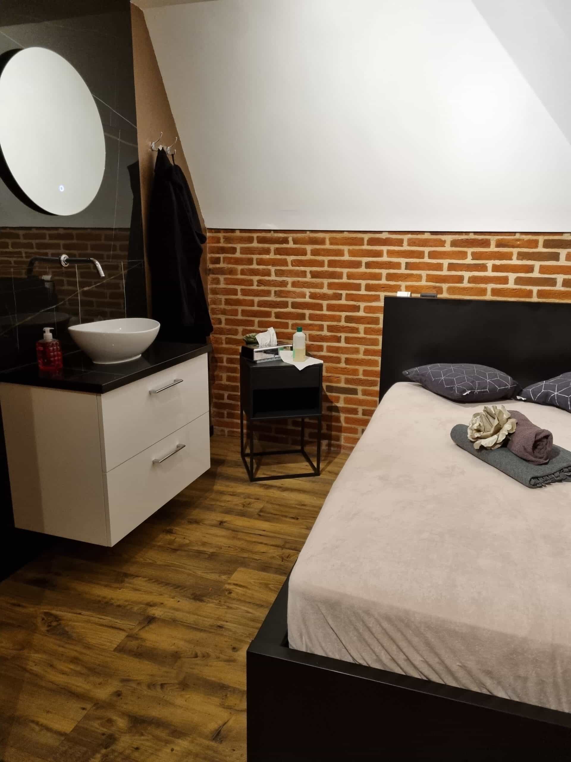 Sexclub De Woeste Hoeve - Groningen - Brothel in Matsloot, Netherlands
