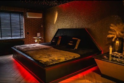 Sexclub De Woeste Hoeve - Groningen - Brothel in Matsloot, Netherlands