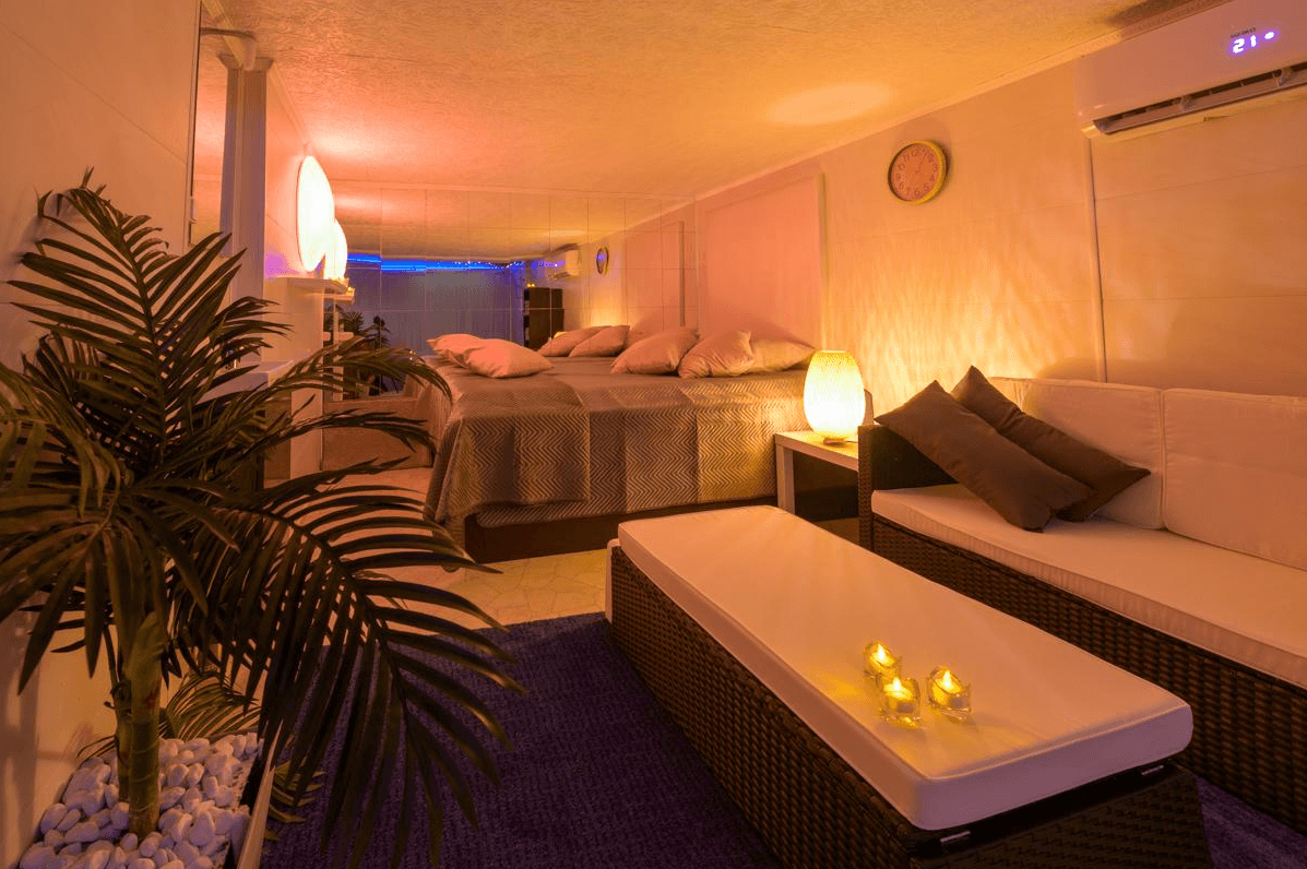 Gold Rianda - Nightclub in Nieuw Beerta, Netherlands