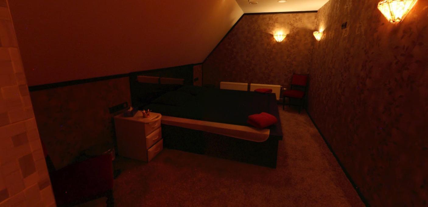 Julia Bar - Nightclub in Nuland, Netherlands