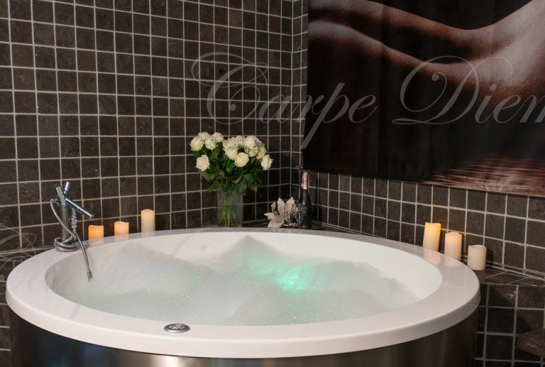 Carpe Diem Massage Oss - Erotic Massage in Oss, Netherlands