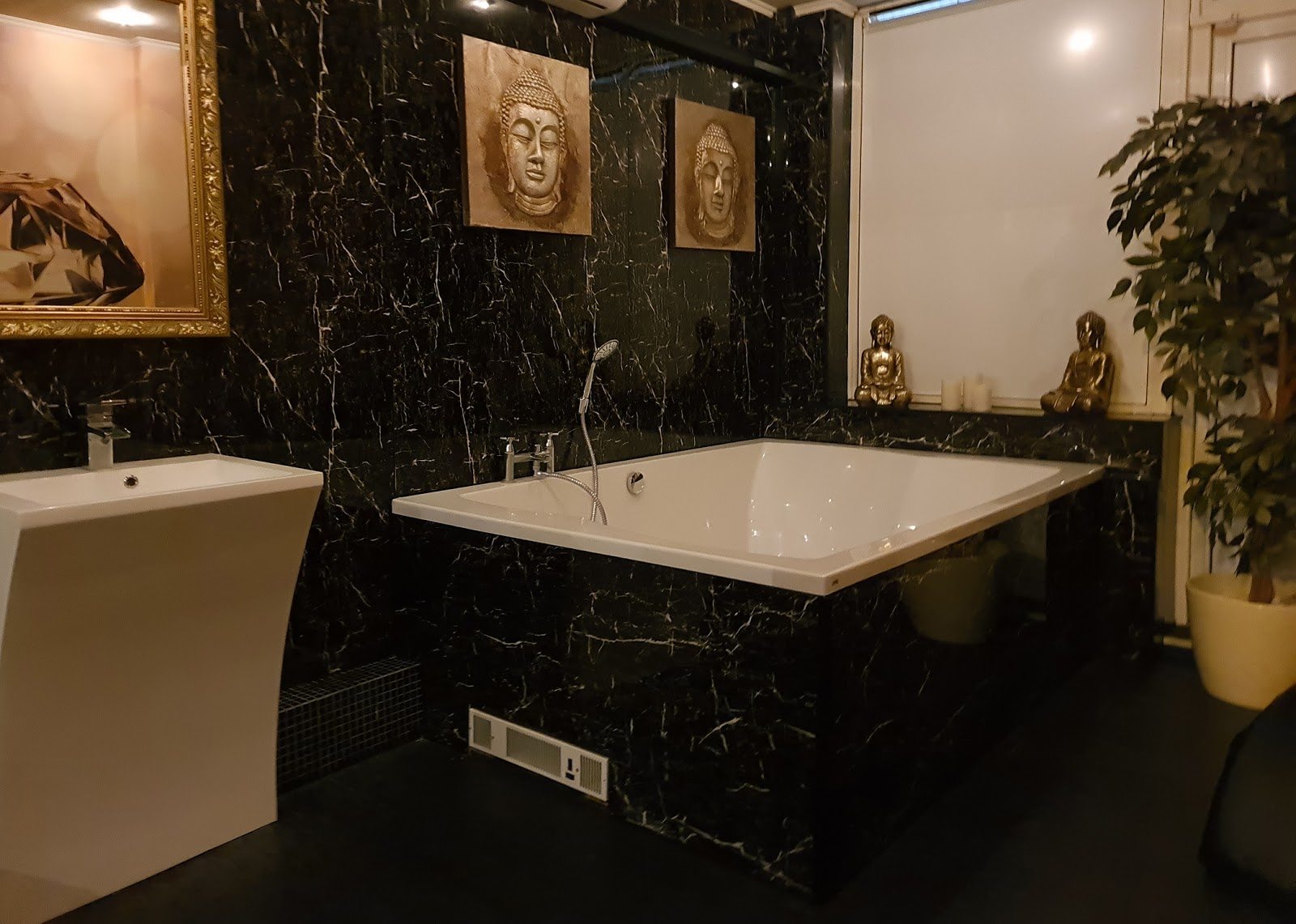 Adult Club Karin's Home - Brothel in Rotterdam, Netherlands