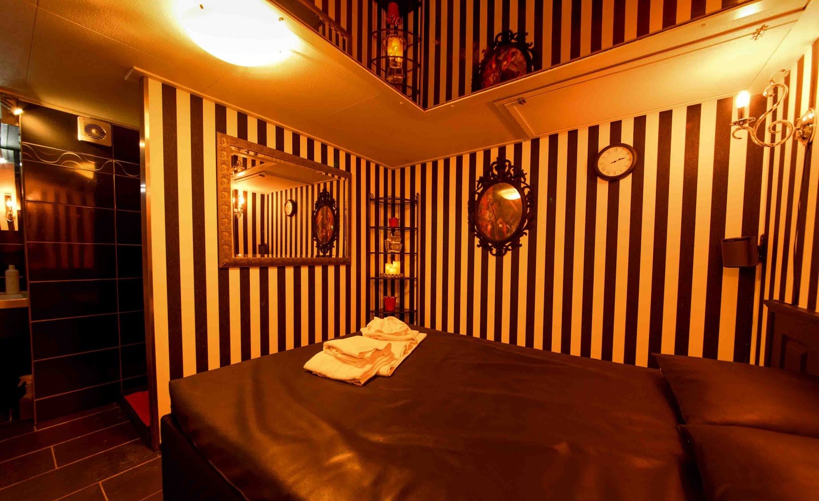 Adult Club Karin's Home - Brothel in Rotterdam, Netherlands