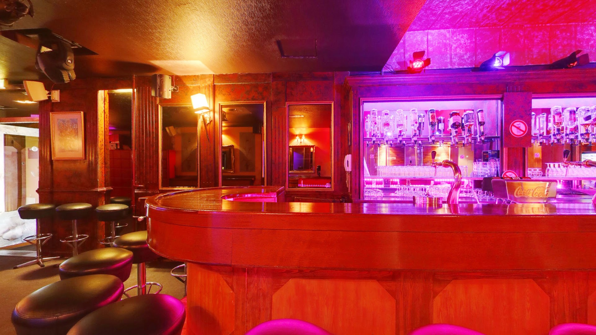 Adult Club Whites - Brothel in Rotterdam, Netherlands