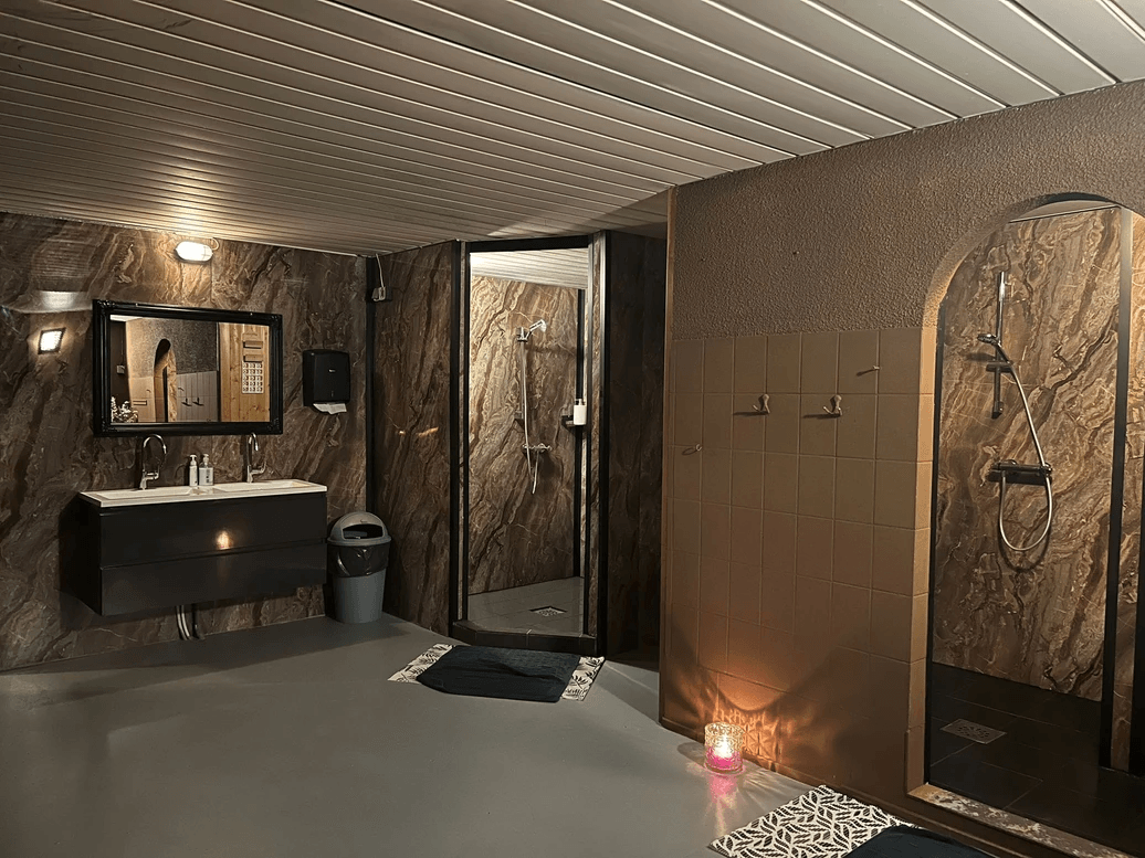 Body Contour - Erotic Massage in Rotterdam, Netherlands