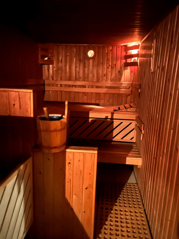 Body Contour - Erotic Massage in Rotterdam, Netherlands