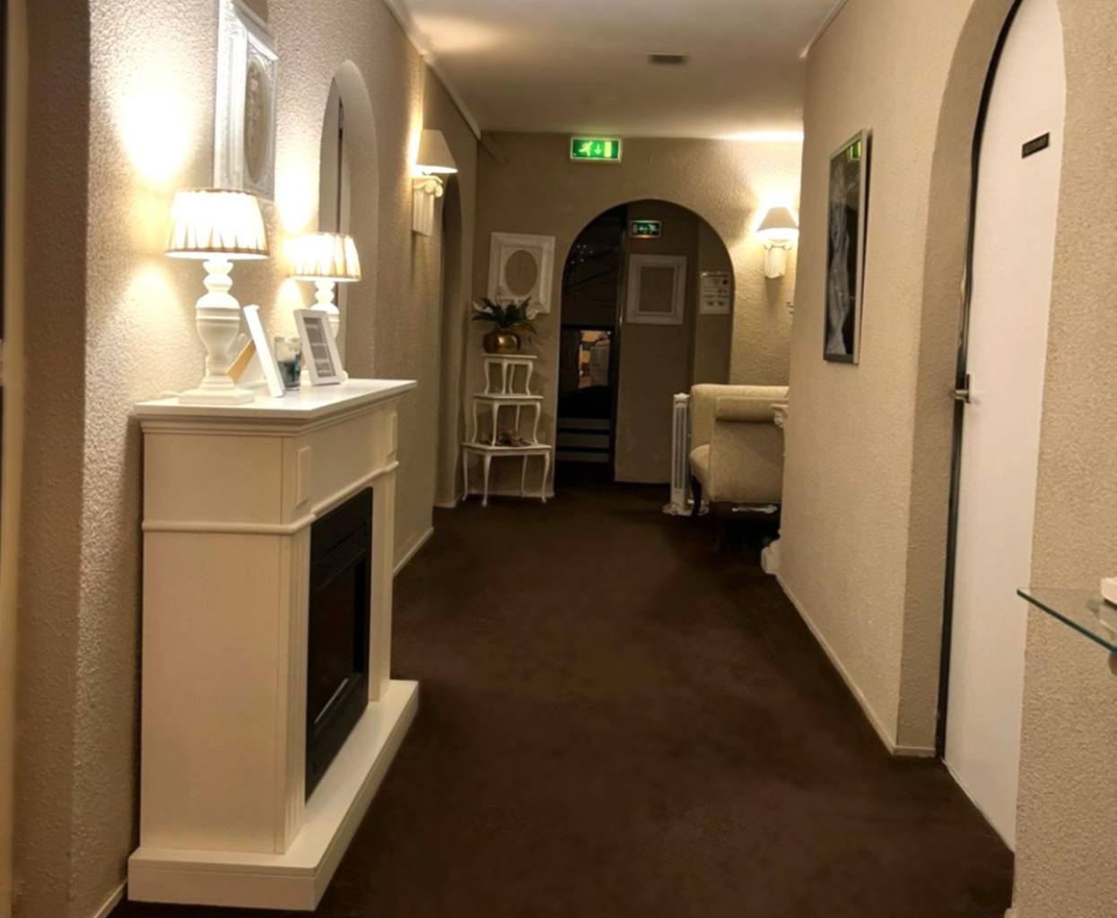 Body Contour - Erotic Massage in Rotterdam, Netherlands