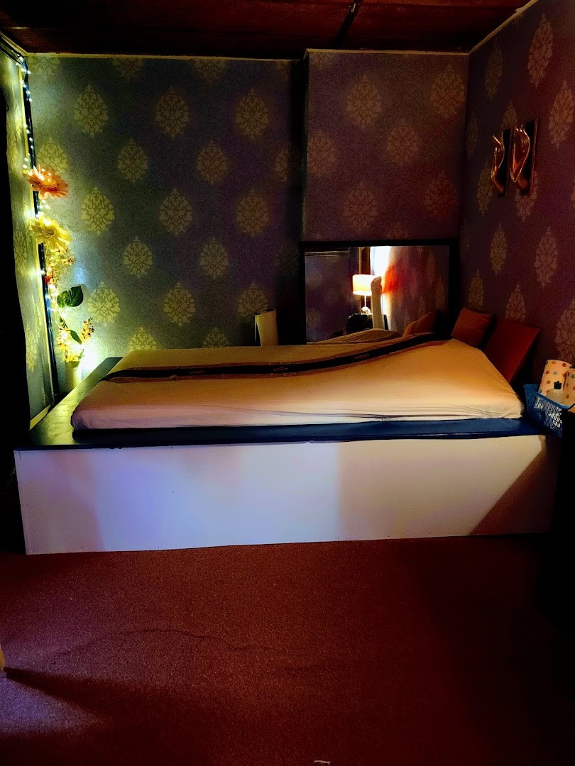 Sainam Thai Massage - Erotic Massage in Rotterdam, Netherlands