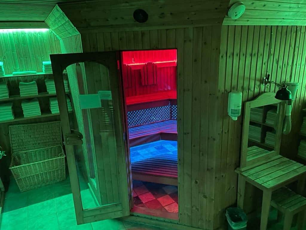Parenclub Mystique - Swinger Club in Rucphen, Netherlands