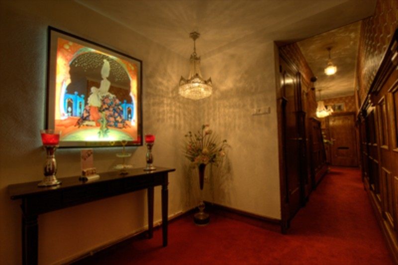 Tilburg Privé - Brothel in Tilburg, Netherlands