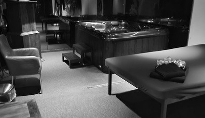 Solar Plexus Massagesalon - Erotic Massage in Tilburg, Netherlands