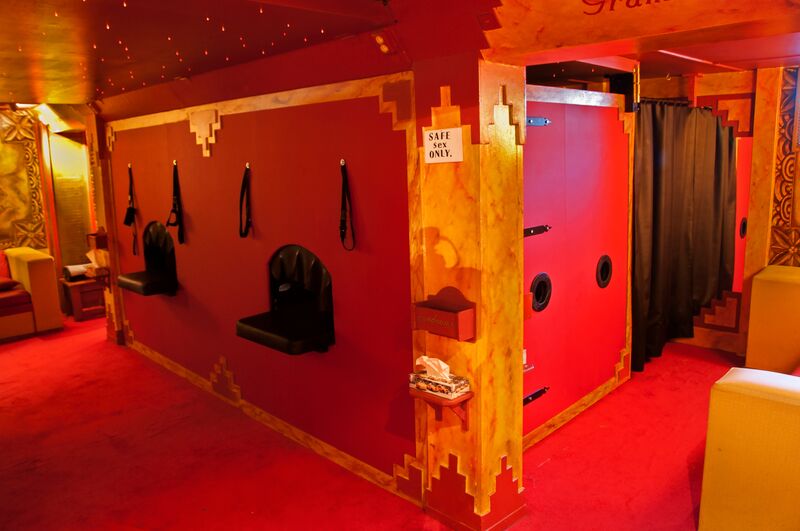 Club Show Boat - Swinger Club in Wormerveer, Netherlands