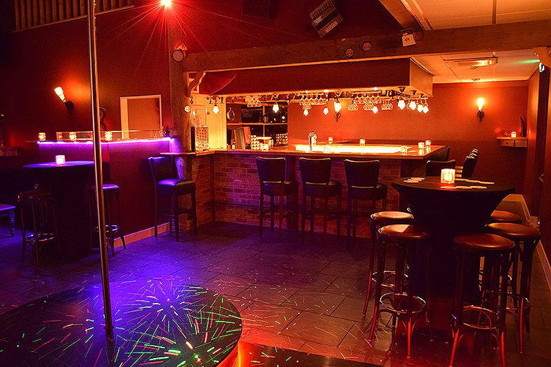 Parenclub Eroroma - Swinger Club in Zwinderen, Netherlands