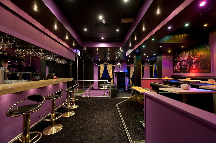 Lotus Showbar - Nightclub in Oslo, Norway