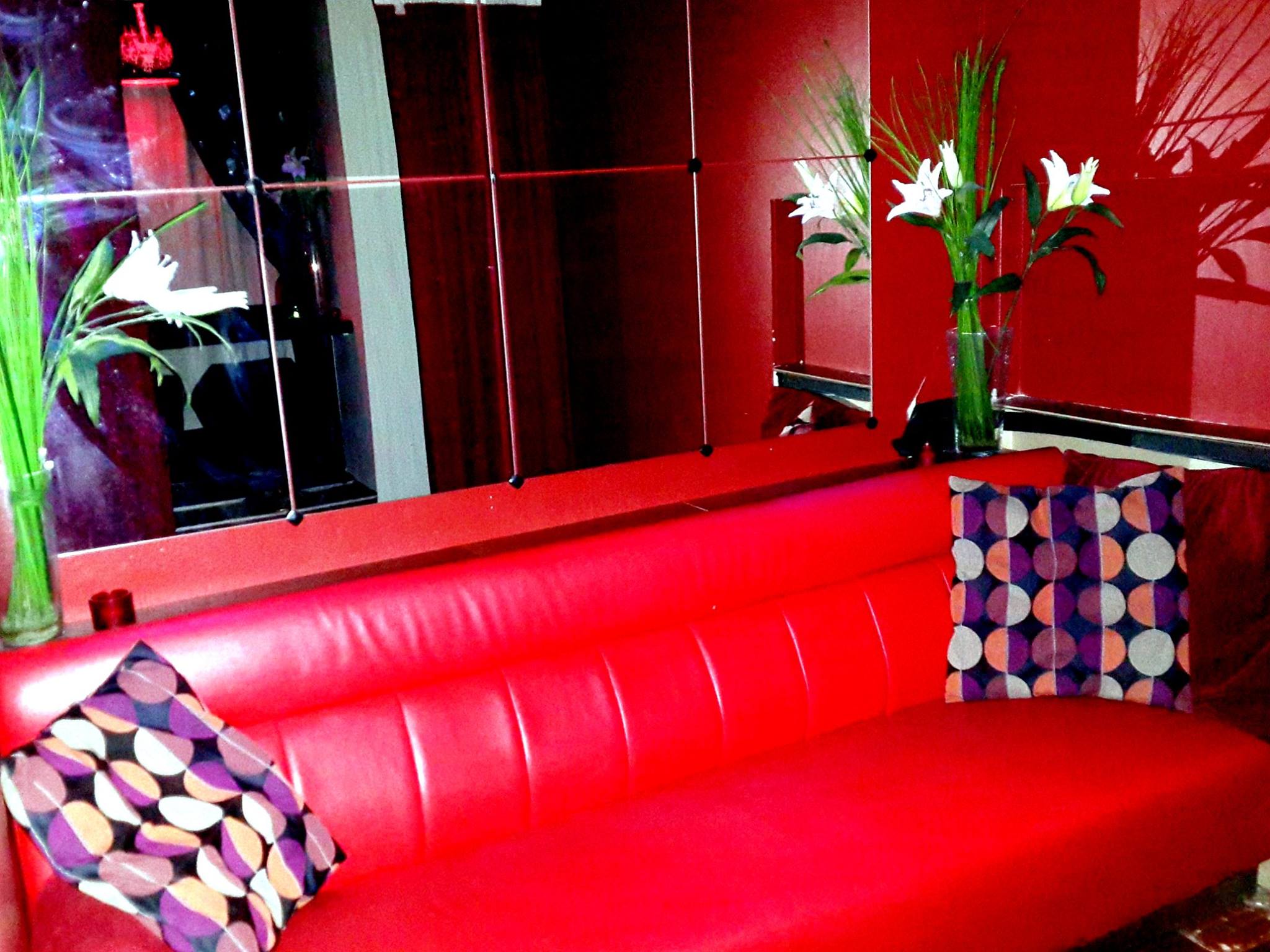 Night Life - Bar Show & Dance - Nightclub in Oslo, Norway