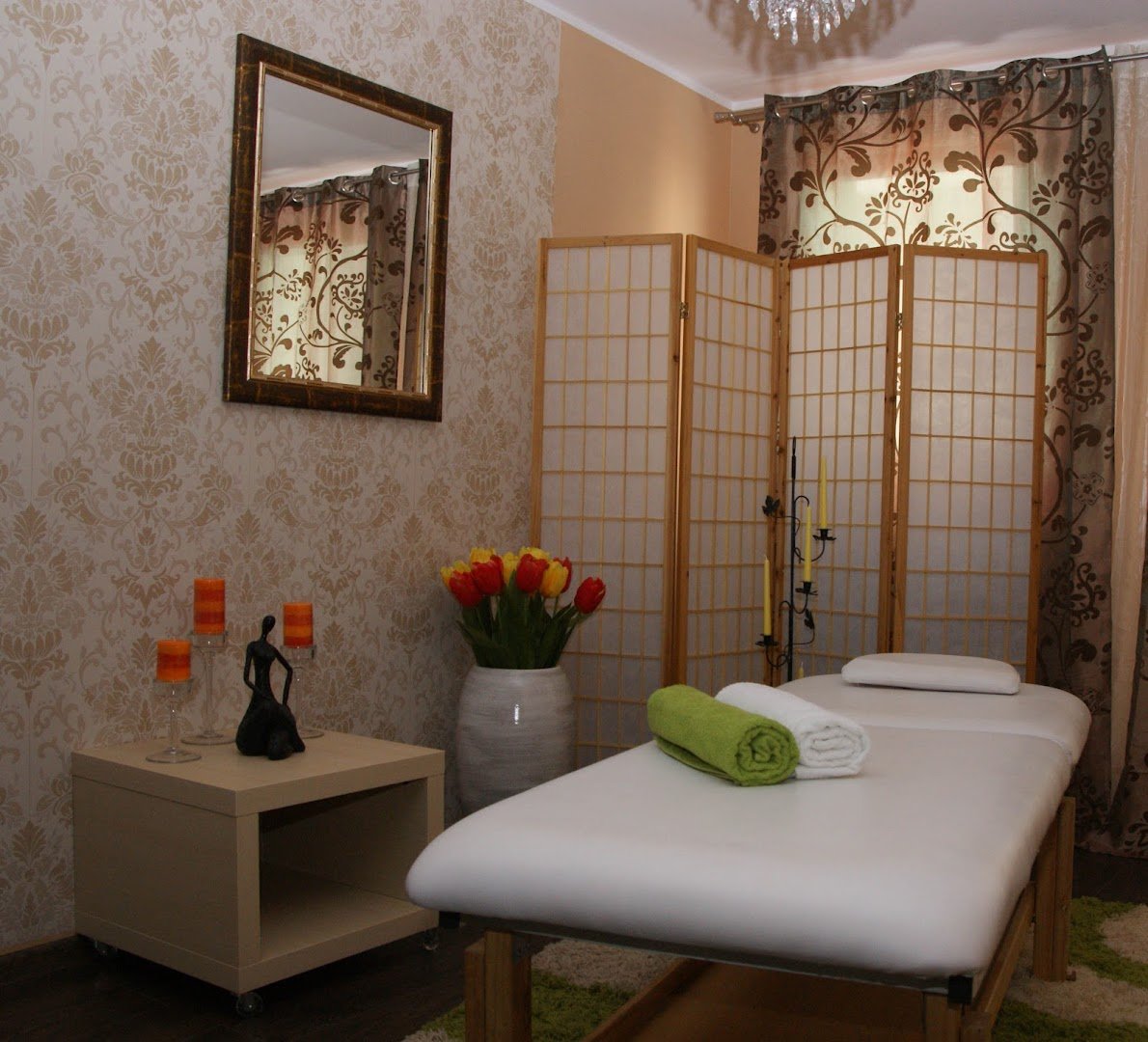 Massage Room-masaż Tantryczny - Erotic Massage in Krakow, Poland