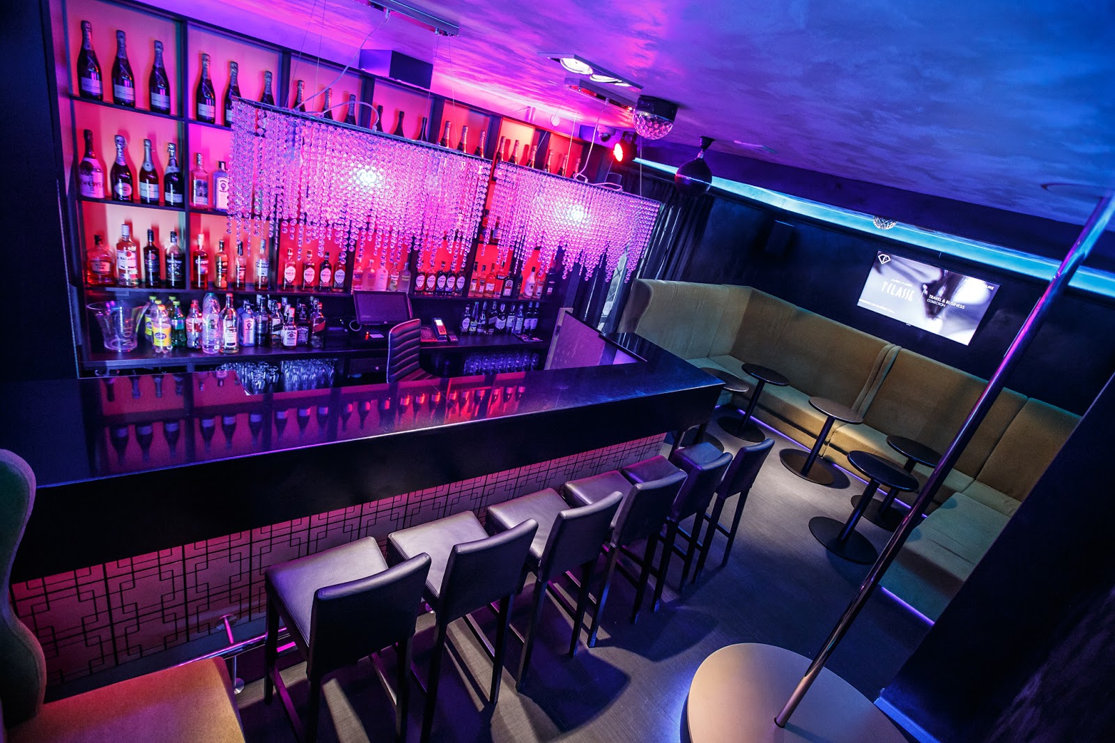 Villa Incognito - Nightclub in Krakow, Poland