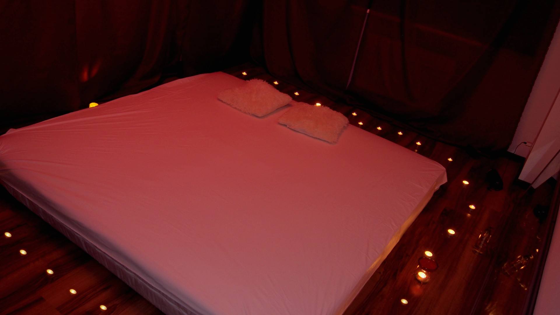 Golden Paradise Orientalne Erotic Masaże, Tantryczne, Nuru. - Erotic Massage in Pozna, Poland