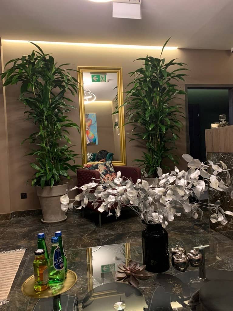 Lounge Gardens � Erotic Massage & Spa Warsaw | Masaż Nuru - Erotic Massage in Warsaw, Poland