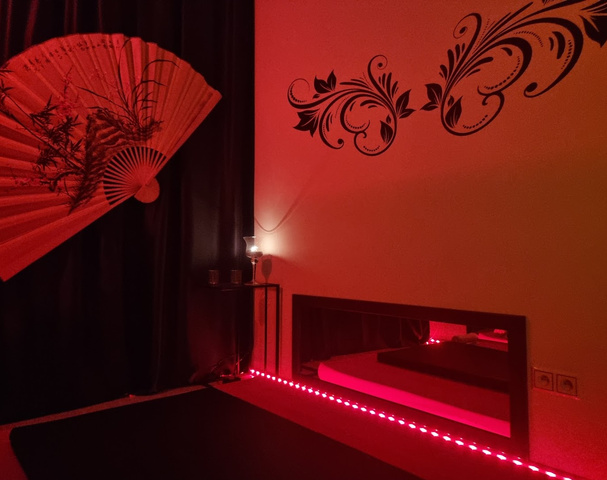 Salon Kleo Warsaw - Erotic Massage in Warsaw, Poland