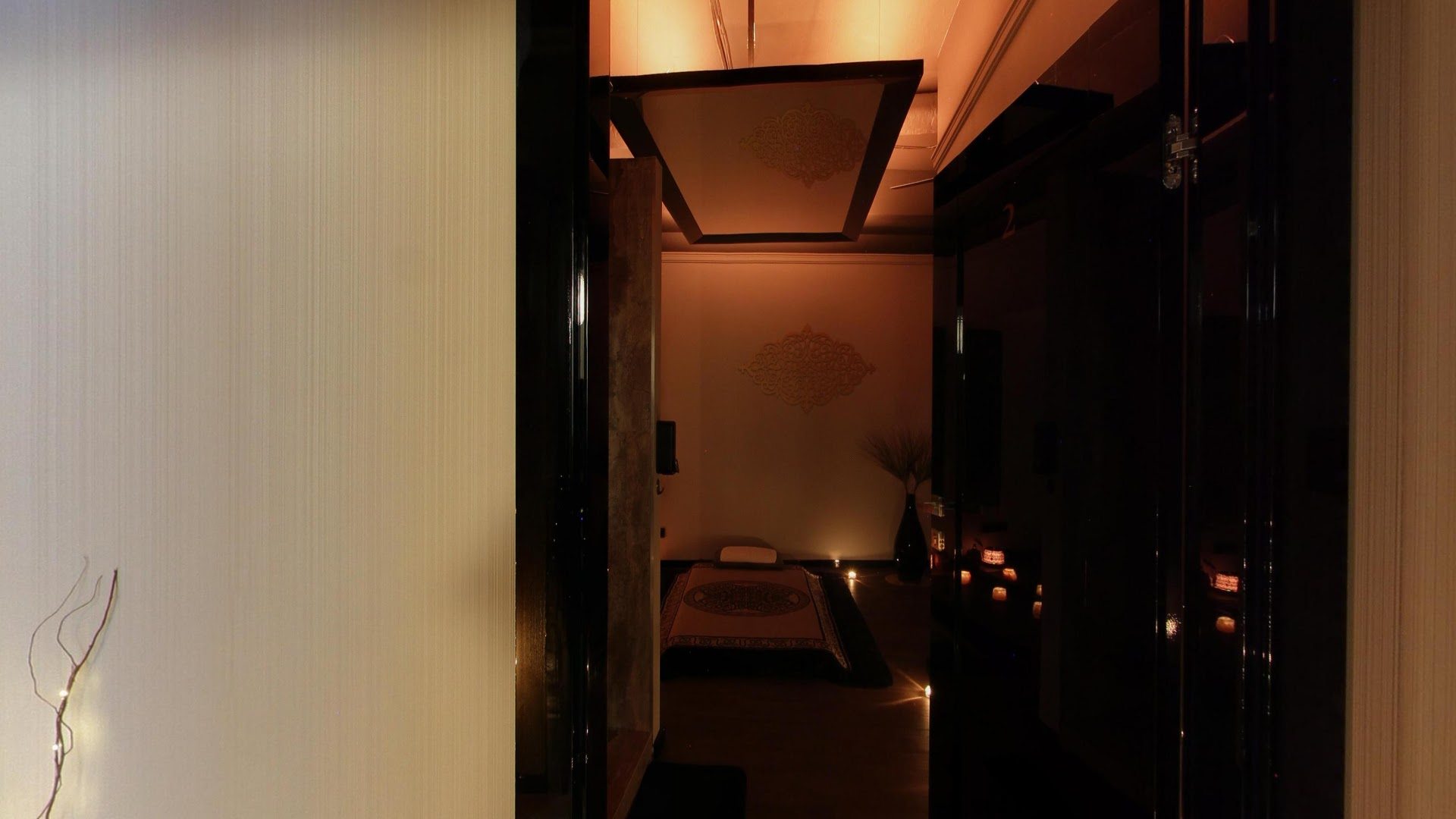 Tantric Paradise Spa - Erotic Massage in Warsaw, Poland