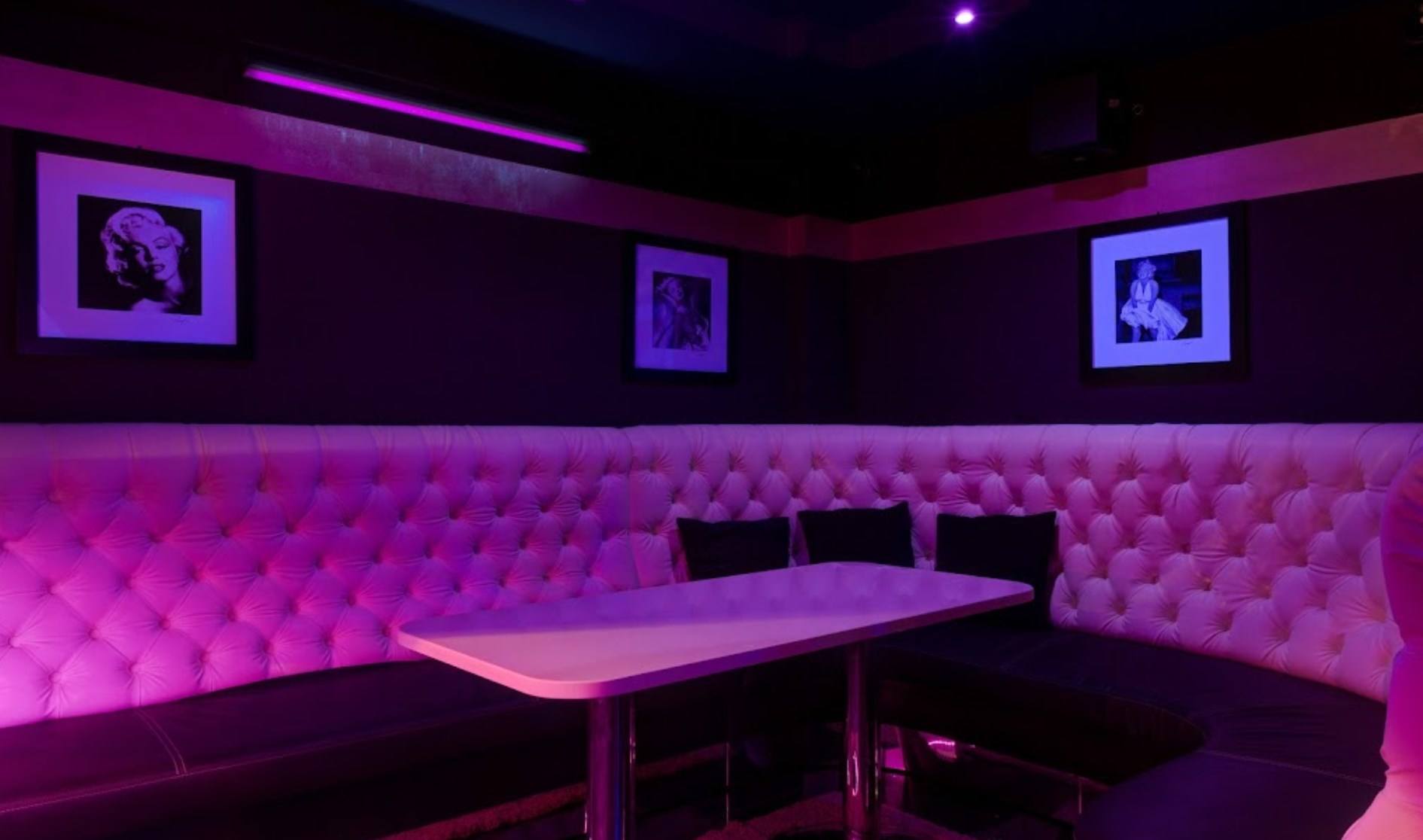 Hustler Gentlemen's Club - Nightclub in Warsaw, Poland