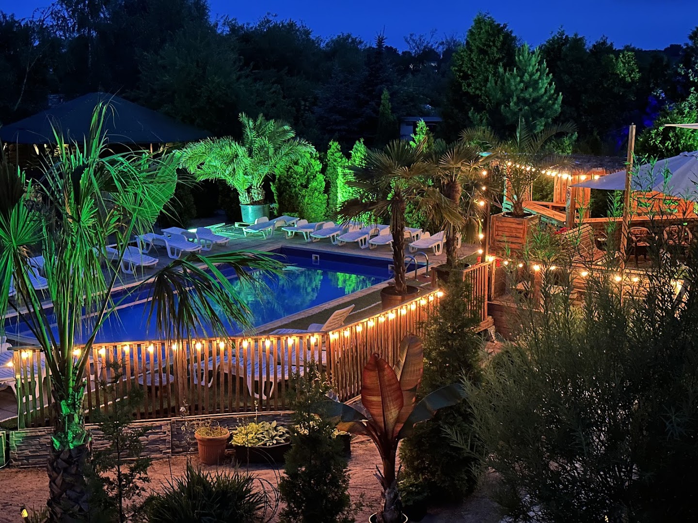 Jacuzzi Club & Resort - Swinger Club in Woc Awy, Poland