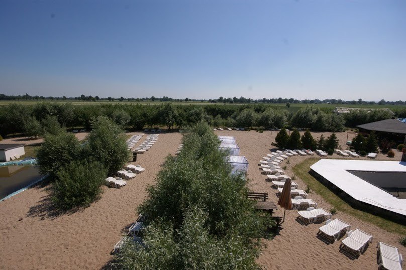Jacuzzi Club & Resort - Swinger Club in Woc Awy, Poland