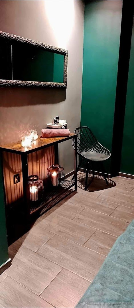 Winks Massage -  in , 